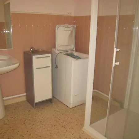 F2 Avec Terrasse Et Parking, Animaux Admis - Amelie-les-bains - Fr-1-703-142 *