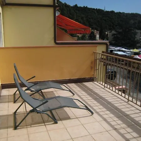 F2 Avec Terrasse Et Parking, Proche Cures Et Centre-ville - Amelie-les-bains - Fr-1-703-142 Apartment *
